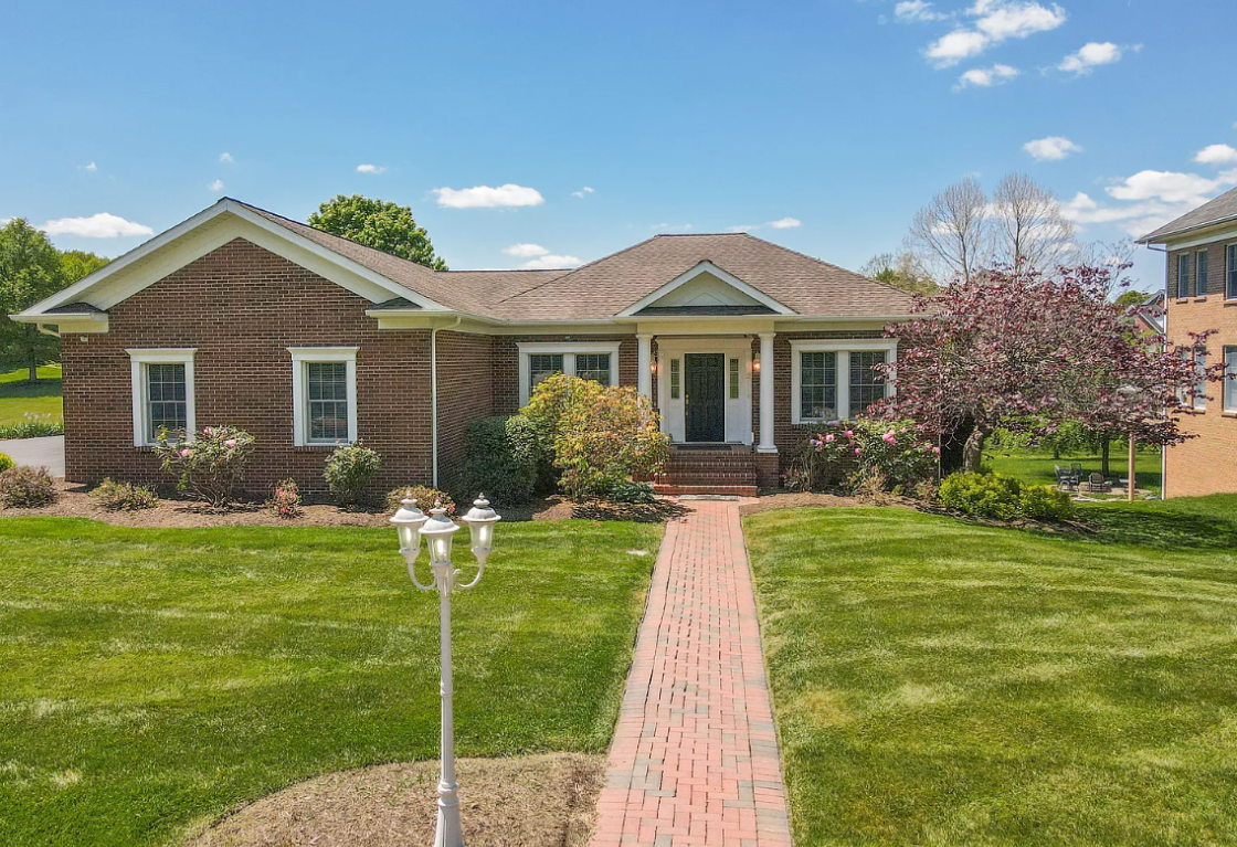 2111 Birchleaf